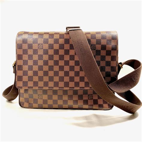 Louis Vuitton Messenger Bags .